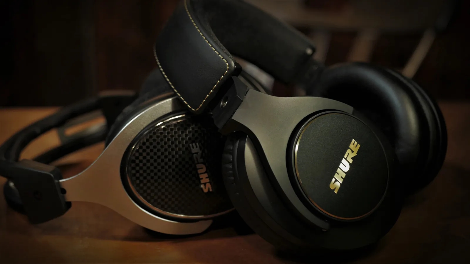 Best Studio Headphones - Shure SRH80A and SRH1540